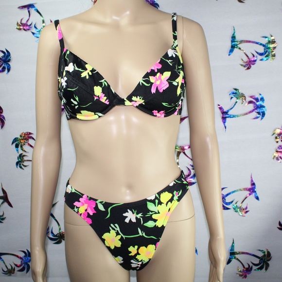 miracle bra swimsuit victoria secret